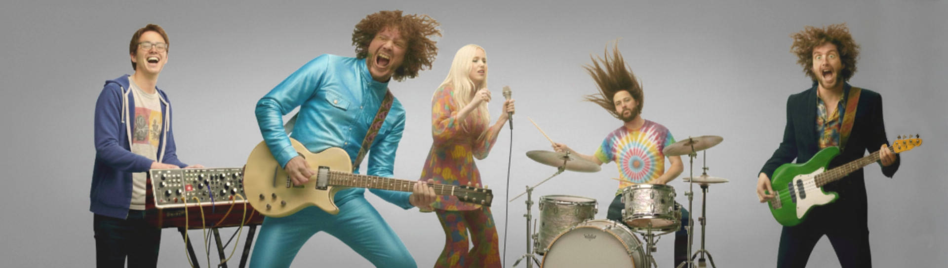 Sanaphantastron in der Besetzung Keyboard, Gitarre, Gesang, Schlagzeug und Bass (von links nach rechts)